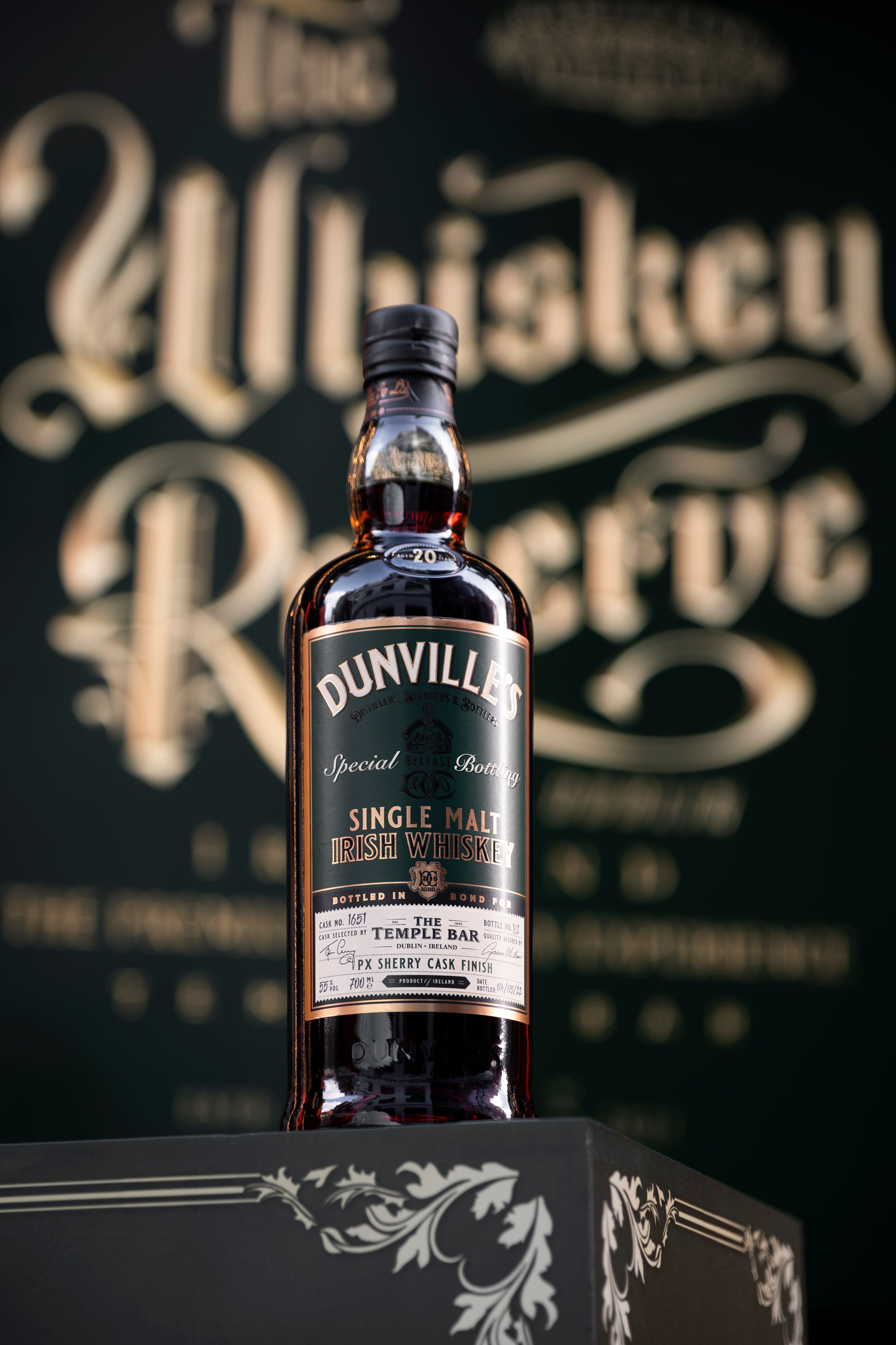 Dunville's 20 Year Old - The Temple Bar (70CL) – The Whiskey Reserve